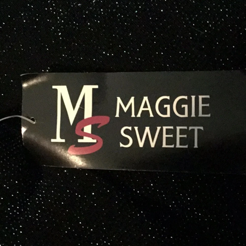 πMaggie Sweet Black & Green Sparkly Tank Top S Small πNWTπ π - Picture 7 of 7
